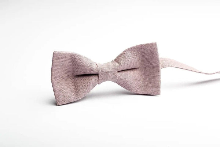 Pale Mauve Linen Bow Tie for Men - Perfect for Weddings and Special Occasions
