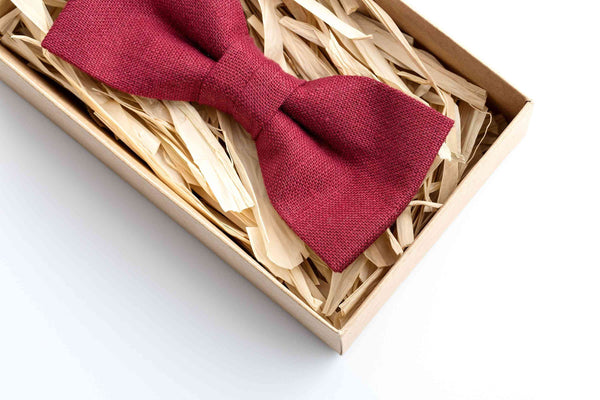 Elevate Your Style with Our Sophisticated Burgundy Necktie - Ideal for Formal Occasions