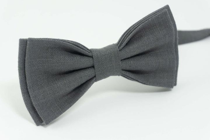 Dark Gray bow tie | gray pre-tied bow tie