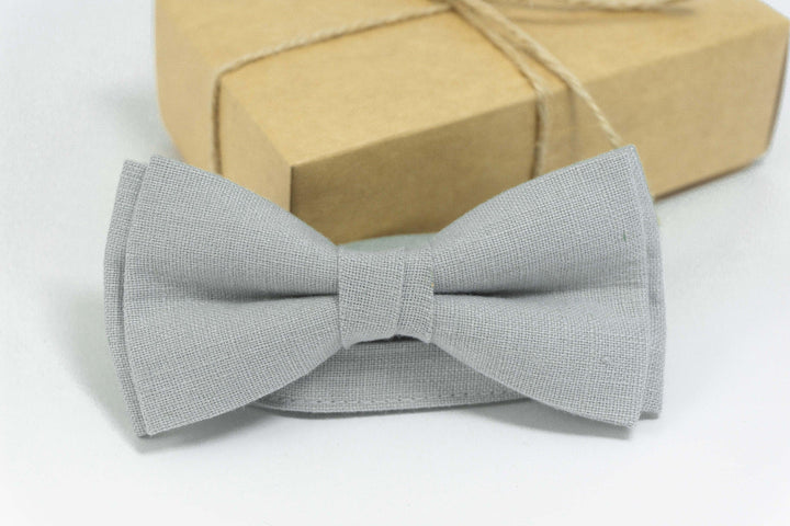 Dusty gray pre tied bow ties for you wedding party | Dusty gray Linen pre tied bow tie for you groom