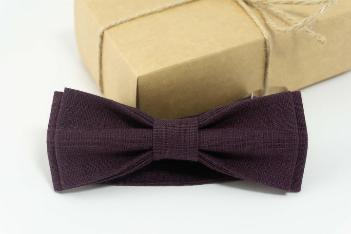 Elegant Eggplant Wedding Bow Tie - A Sophisticated Accessory for Boys and Men