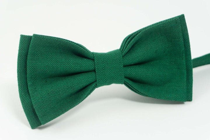 Elegant Emerald Green Bow Tie for Men