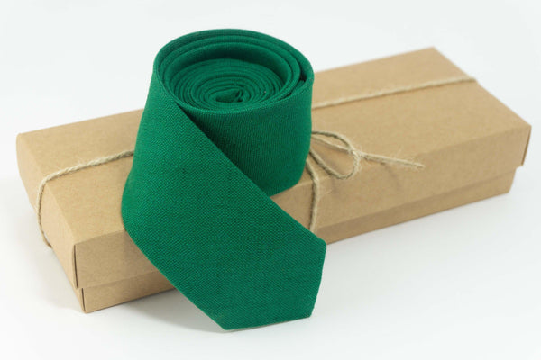 Emerald Green Linen Necktie - Ideal for Weddings and Groomsmen Gifts