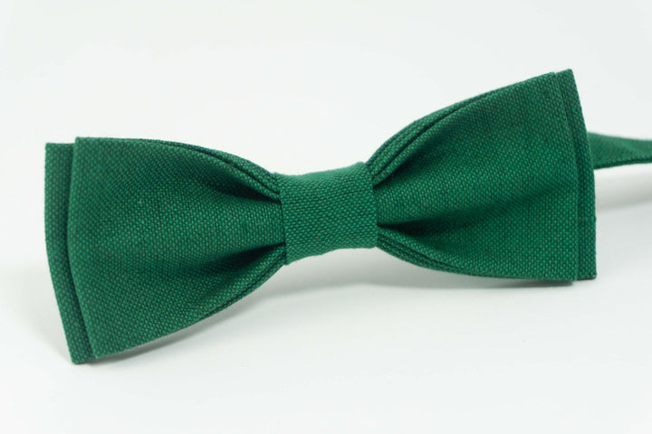 Emerald green wedding bow tie | groom bow ties