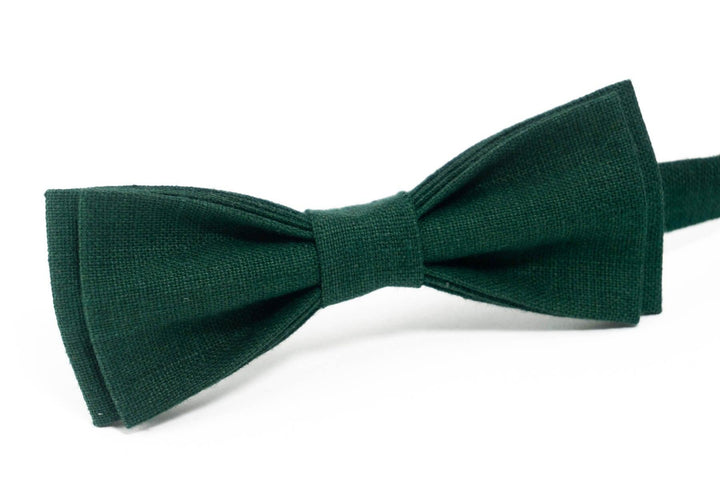 Green wedding bow tie | green batwing bow tie