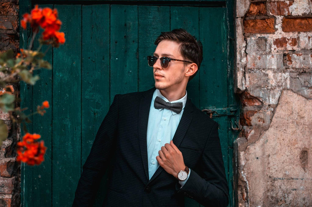 Elegance in Dark Purple: Discover Our Stylish Bow Ties and Ties Collection
