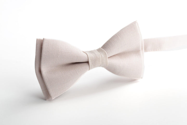 Ivory Linen Pre-Tied Bow Ties & Men's Ties for Groomsmen - Elevate Your Wedding Attire