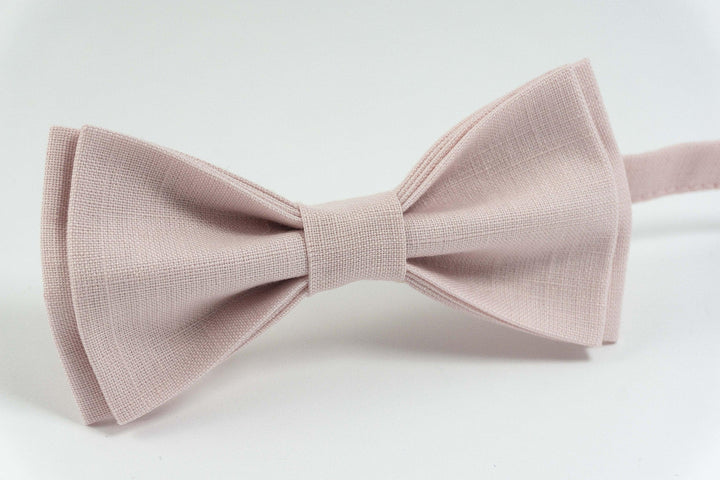 Light dusty rose bow tie / Light dusty rose linen bow tie for boys