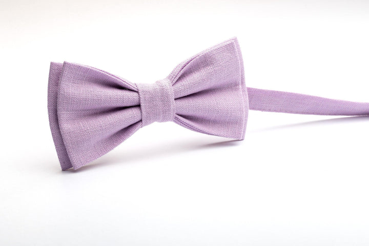 Elegant Lilac Bow Tie for Weddings and Special Occasions