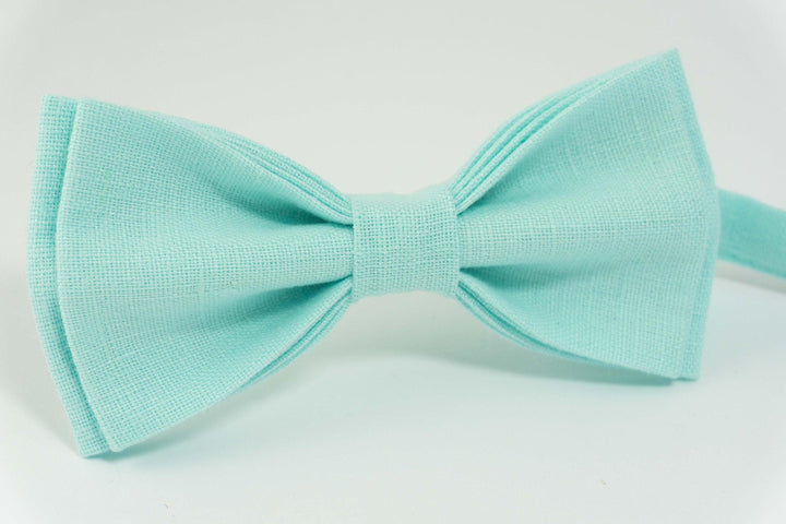 Mint color bow tie for weddings | linen pocket square