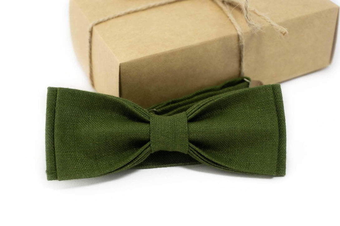 Olive green wedding bow tie – perfect groomsmen gift!
