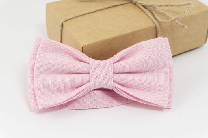 Stylish Pink Bow Tie for Men - Ideal for Any Occasion