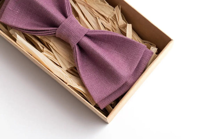 Classic Purple Bow Tie for Men - Timeless Accessory for Formal Wear
