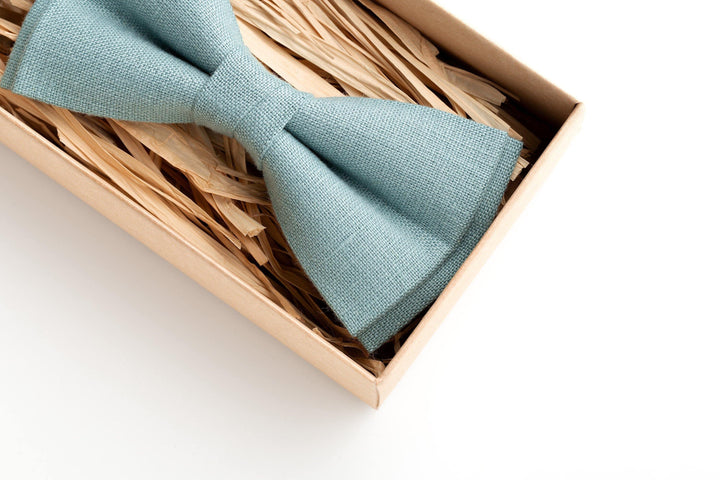 Sea Grass Bow Tie and Pocket Square: The Perfect Wedding Tie