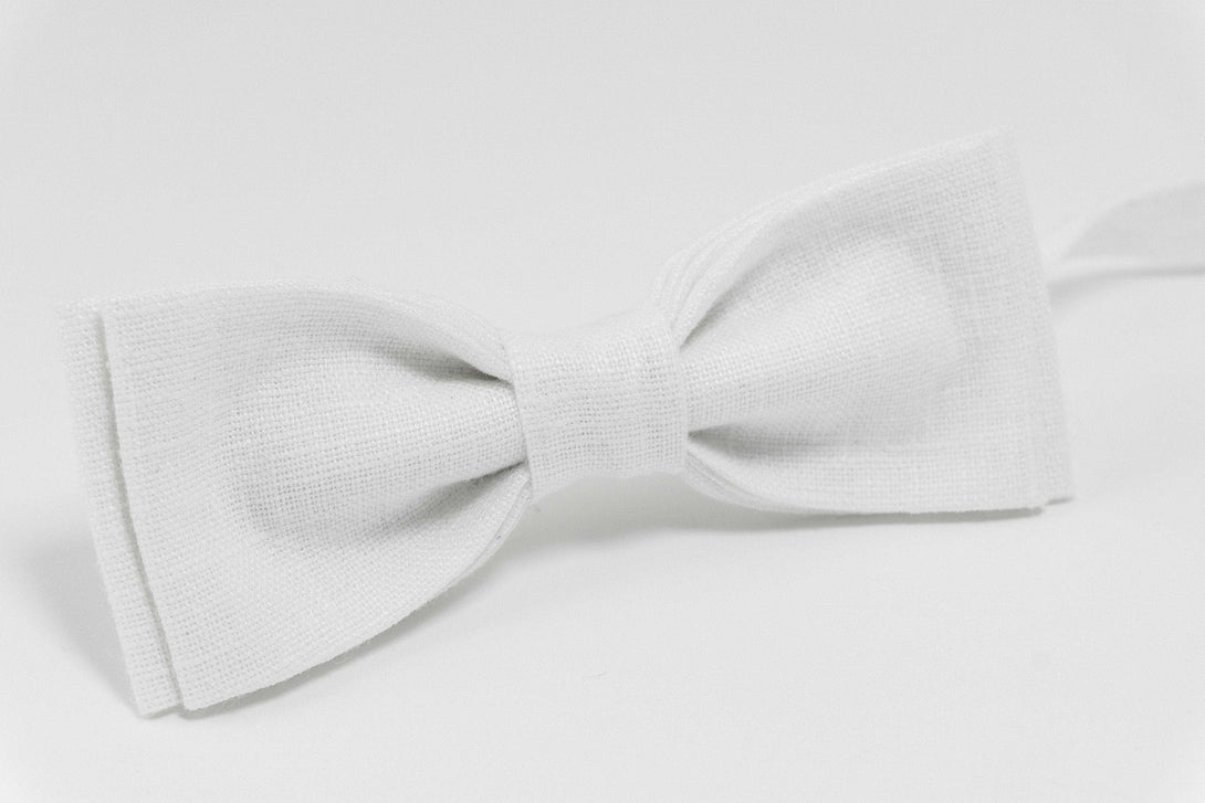White wedding bow ties for groomsmen | White baby bow tie